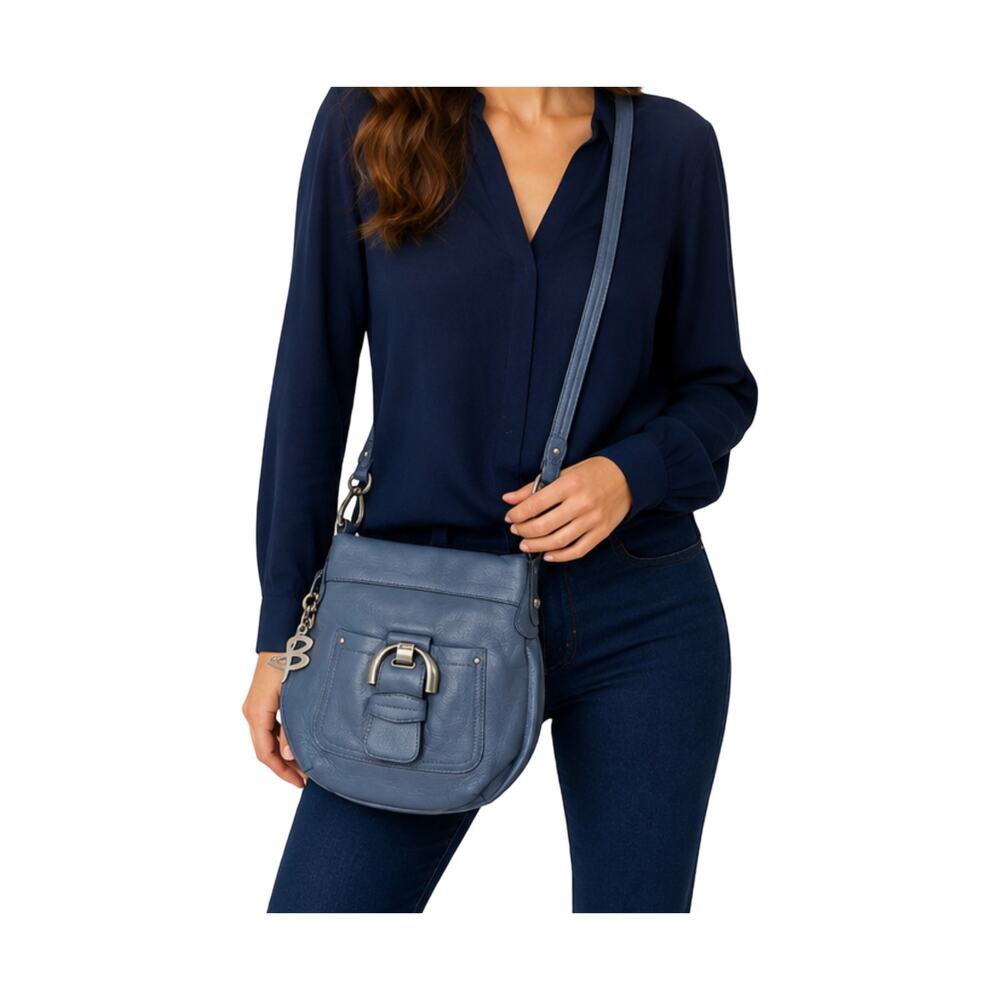 B Makowski Purse Blue Leather Crossbody Silver Hardware Pockets Zip Close Classi